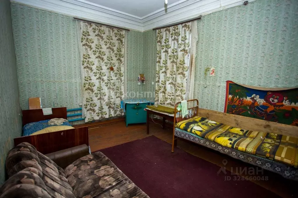 3-к кв. Пензенская область, Земетчино рп ул. Кирова, 152 (99.8 м) - Фото 1