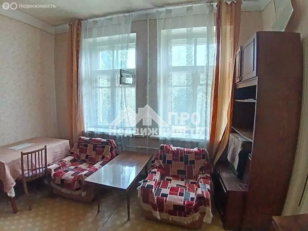 2-комнатная квартира: Новомосковск, улица Шахтёров, 12А (45 м) - Фото 1
