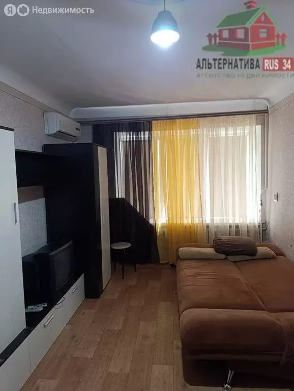 1-комнатная квартира: Волгоград, Депутатская улица, 15 (32 м) - Фото 0