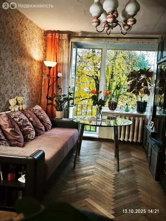 3-комнатная квартира: Санкт-Петербург, улица Беринга, 22 (56.7 м) - Фото 1