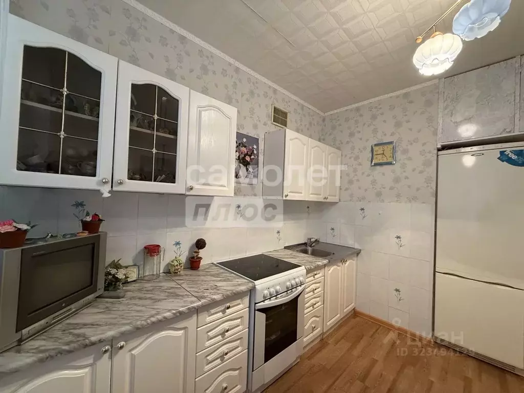 2-к кв. Архангельская область, Коряжма просп. Ленина, 33 (56.7 м) - Фото 1