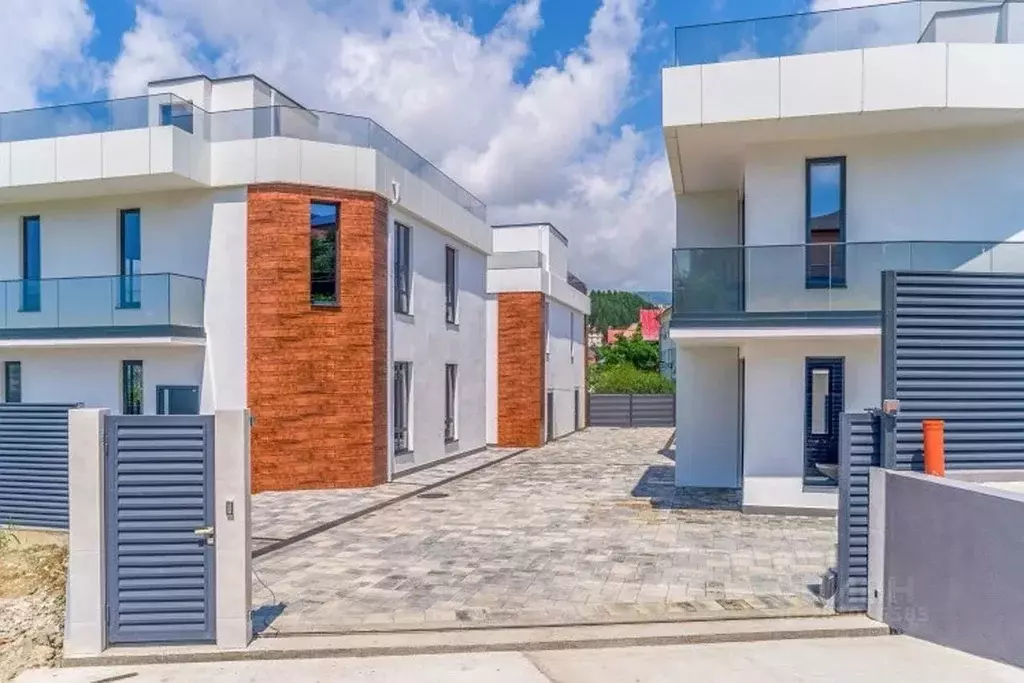 Дом в Краснодарский край, Сочи ул. Голенева, 9/13 (721 м) - Фото 2