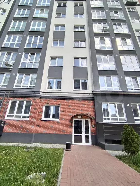 1-к. квартира, 30,2 м, 8/8 эт. - Фото 0