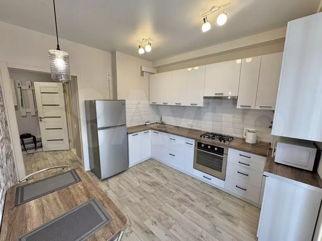 1-к. квартира, 40 м, 7/9 эт. - Фото 1