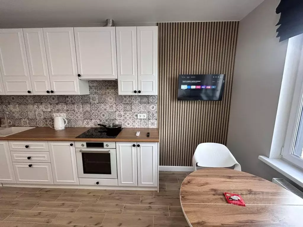 1-к кв. Крым, Симферополь просп. Александра Суворова, 107 (35.0 м) - Фото 1