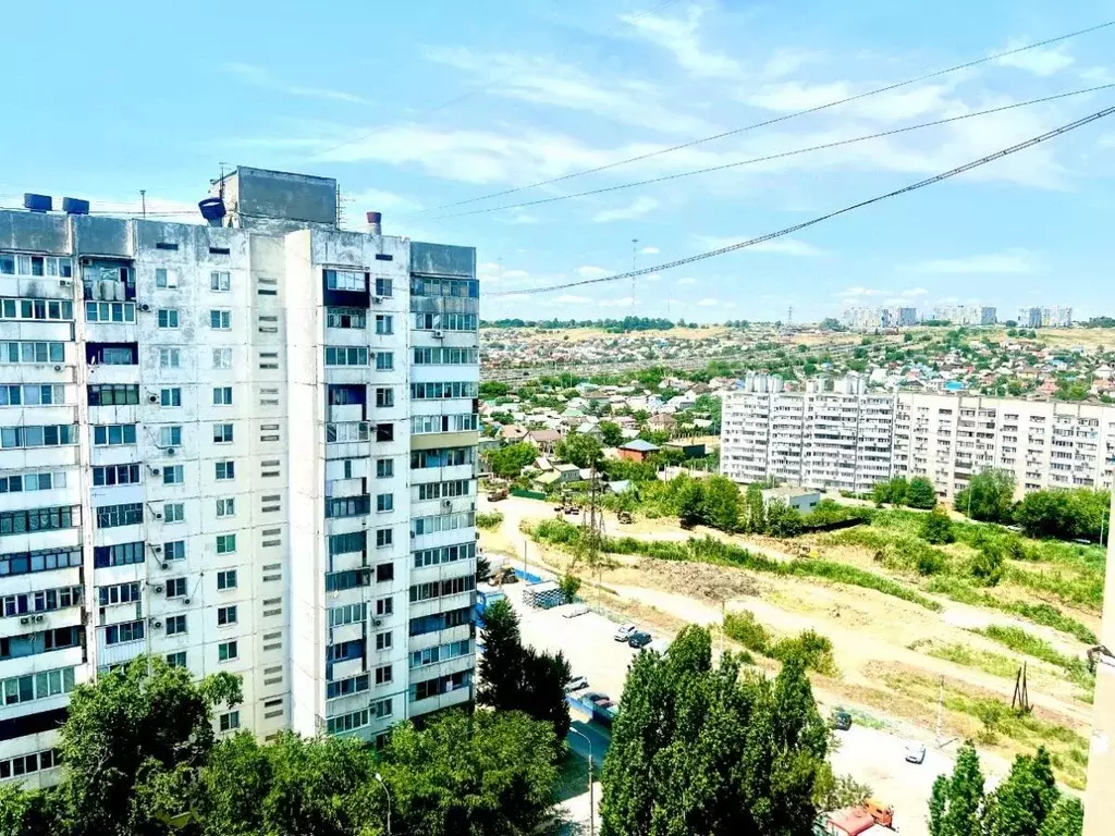 4-к кв. Волгоградская область, Волгоград ул. Богданова, 1/1 (79.6 м) - Фото 1