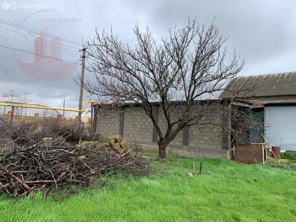 Участок в Бахчисарайский район, село Вилино (10.6 м) - Фото 0