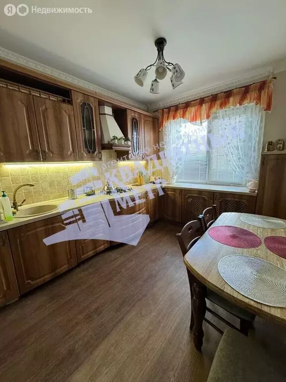 3-комнатная квартира: Балаково, проспект Героев, 58А (69 м) - Фото 1