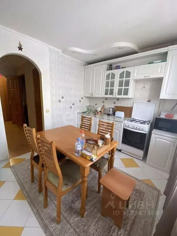 2-к кв. Белгородская область, Белгород ул. Щорса, 47а (64.0 м) - Фото 1