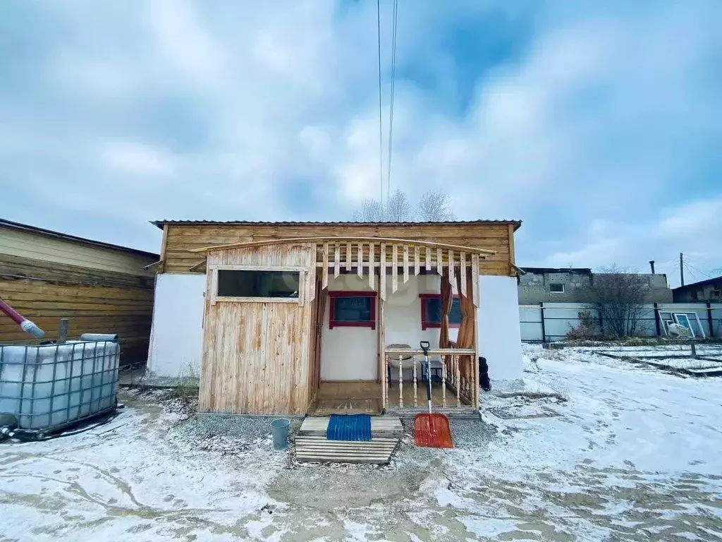 Дом в Саха (Якутия), Якутск ул. Лонгинова, 86/9А (90 м) - Фото 0