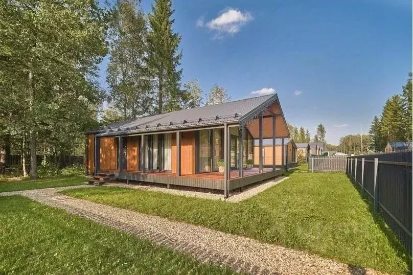 Дом в Калужская область, Боровский район, Совьяки с/пос, д. Петрово, ... - Фото 2