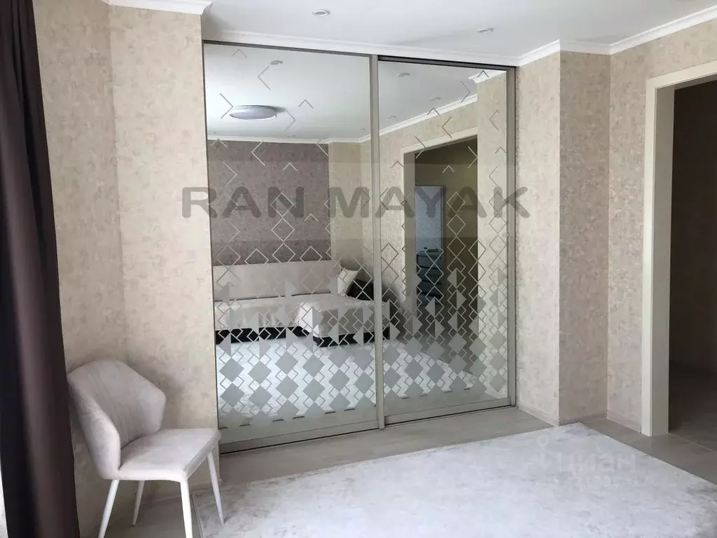 2-к кв. Адыгея, Майкоп ул. Ленина, 29 (64.8 м) - Фото 1