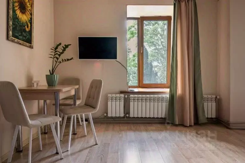2-к кв. Крым, Ялта ул. Красноармейская, 16Б (48.0 м) - Фото 0