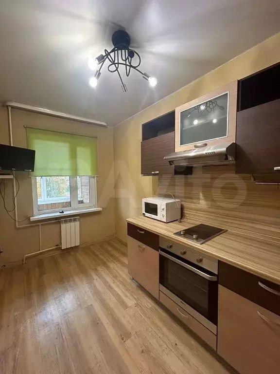 2-к. квартира, 55 м, 3/9 эт. - Фото 0