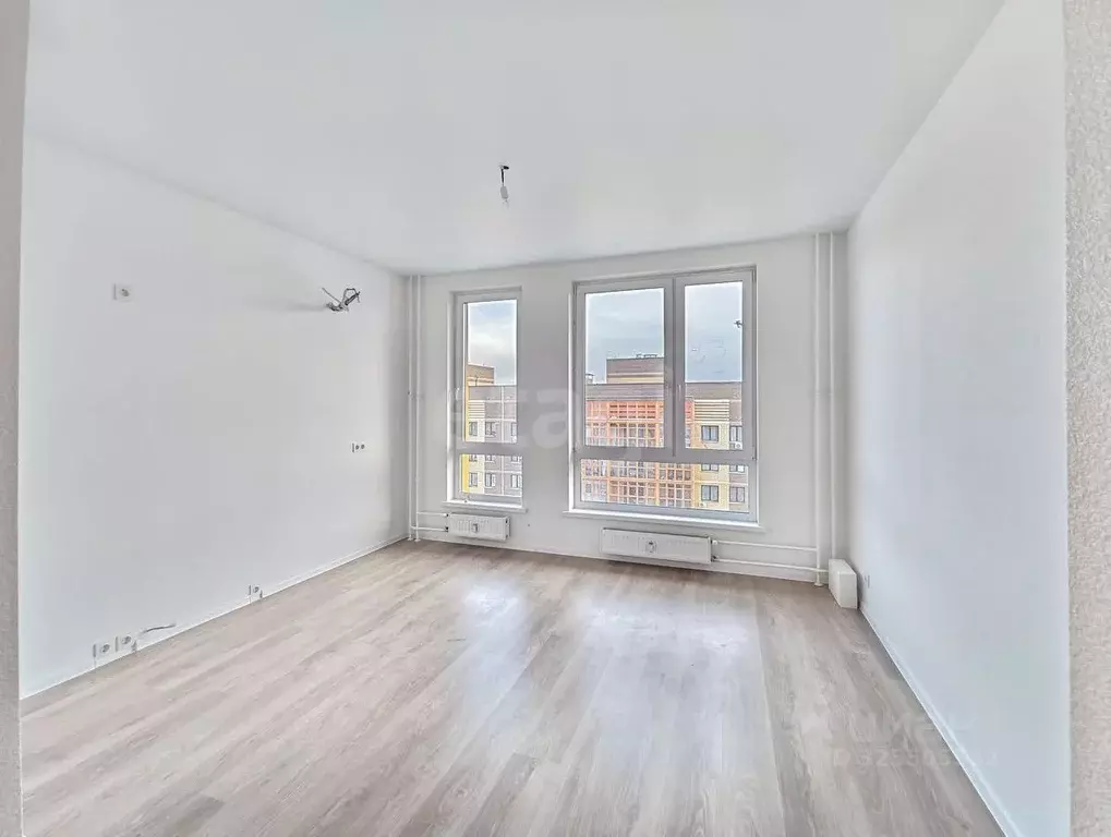 Студия Тюменская область, Тюмень ул. Юрия Рогачева, 9к2 (24.0 м) - Фото 0