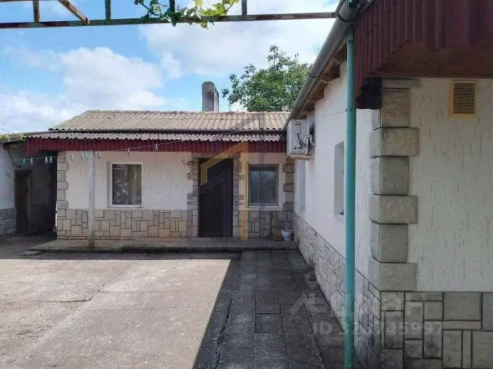 Дом в Крым, Сакский район, Ромашкинское с/пос, с. Колоски ул. Сергея ... - Фото 2