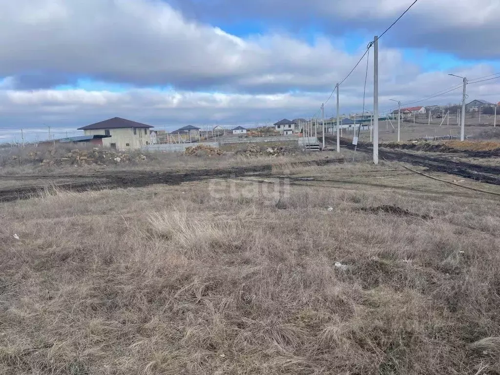 Участок в Крым, Симферопольский район, с. Мирное ул. Фетисляма Абилова ... - Фото 0