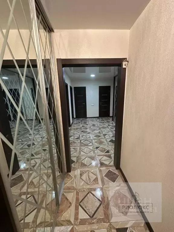 3-к кв. Челябинская область, Челябинск ул. Чичерина, 32А (89.5 м) - Фото 1