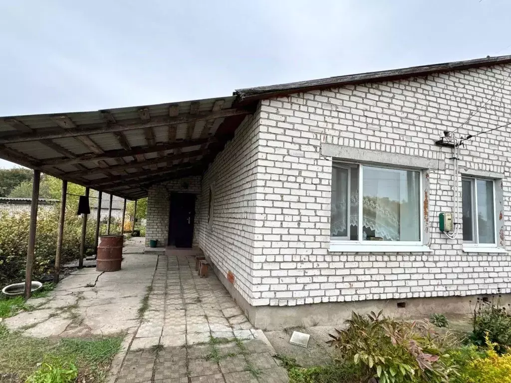 Дом в Брянская область, Брянский район, Добрунское с/пос, с. Теменичи ... - Фото 2