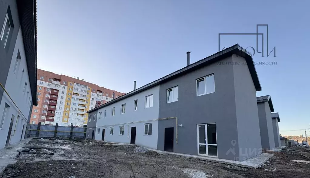 Таунхаус в Челябинская область, Магнитогорск ул. Новая, 5 (90 м) - Фото 0