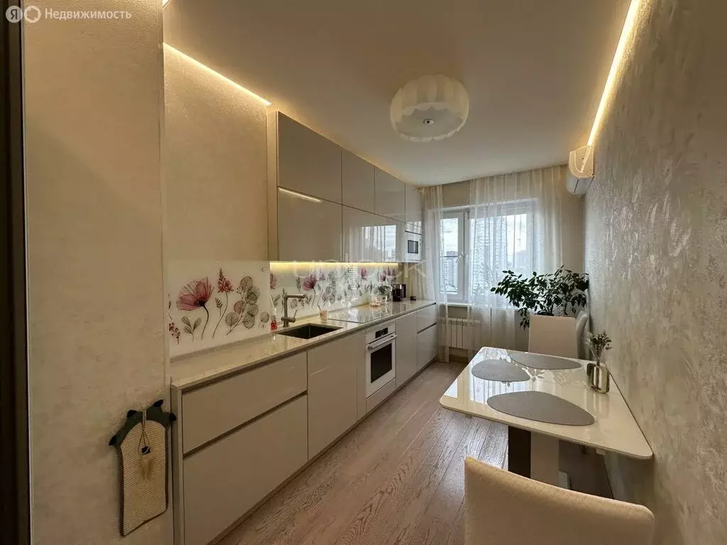 2-комнатная квартира: Москва, Мячковский бульвар, 1 (70.5 м) - Фото 0