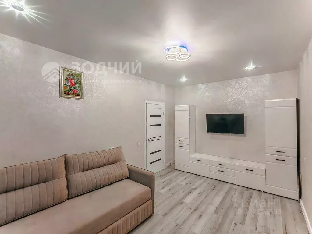 2-к кв. Чувашия, Канаш ул. 30 лет Победы, 81 (53.6 м) - Фото 2