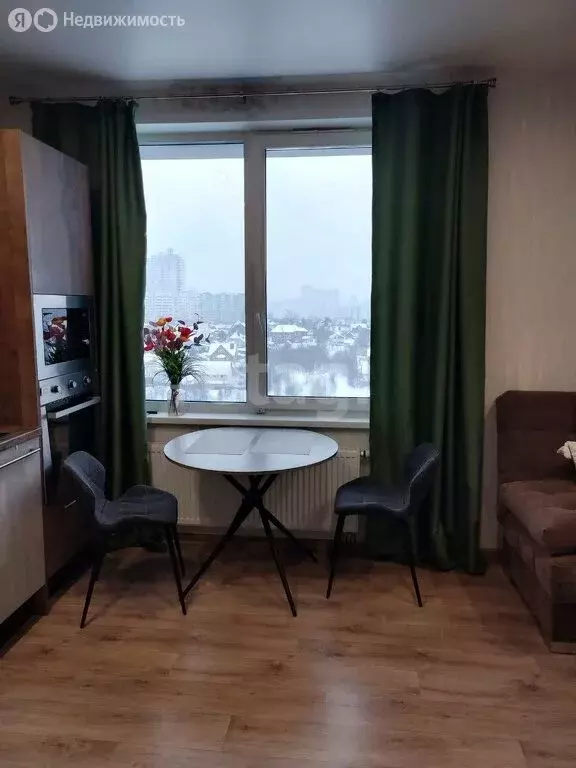 3-комнатная квартира: Пермь, Сапфирная улица, 10 (57 м) - Фото 0
