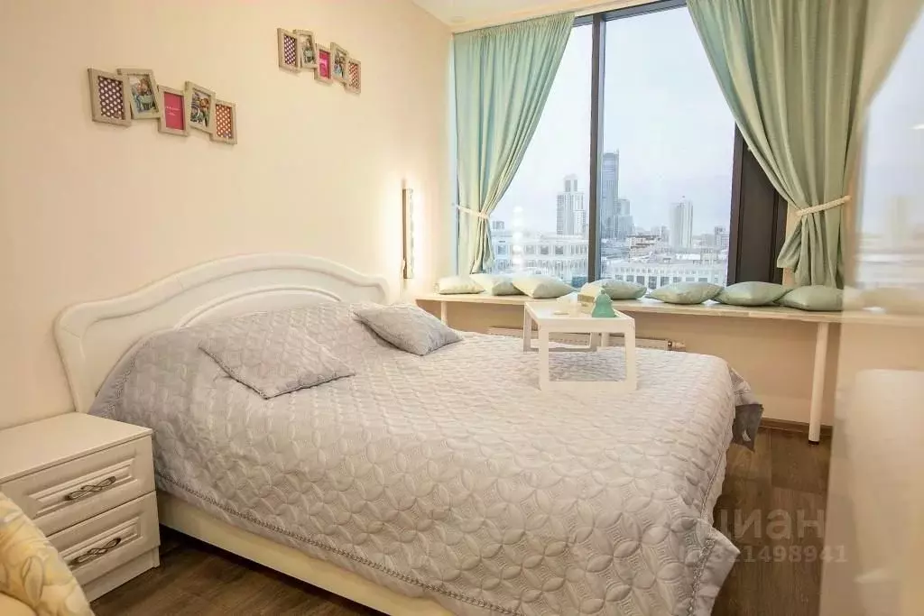 1-к кв. Свердловская область, Екатеринбург ул. Малышева, 42А (25.0 м) - Фото 2