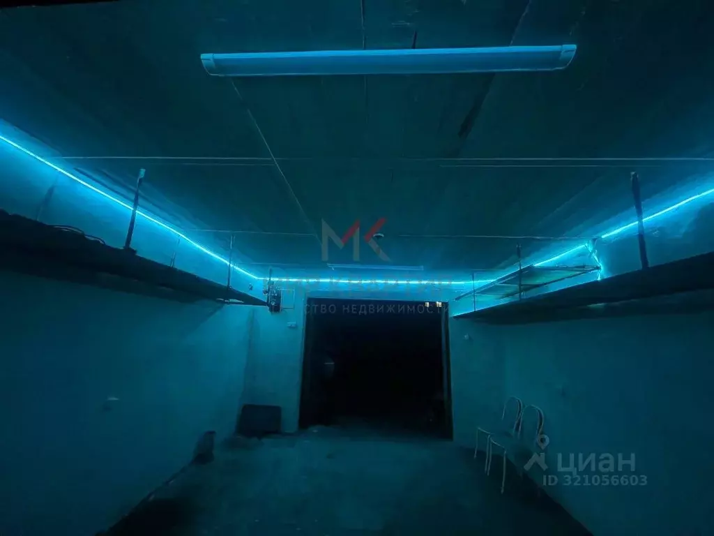 Гараж в Тыва, Кызыл ул. Калинина, 1 (22 м) - Фото 1