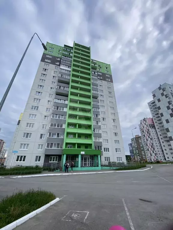 1-к. квартира, 42,5 м, 9/17 эт. - Фото 0