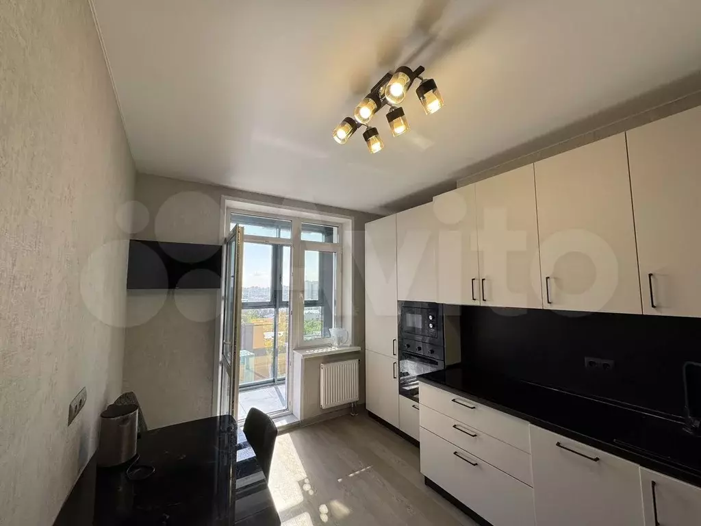 1-к. квартира, 40 м, 13/25 эт. - Фото 1