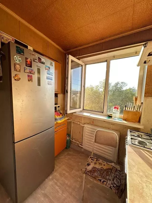 4-к кв. Омская область, Омск Сибирский просп., 2Г (59.8 м) - Фото 1