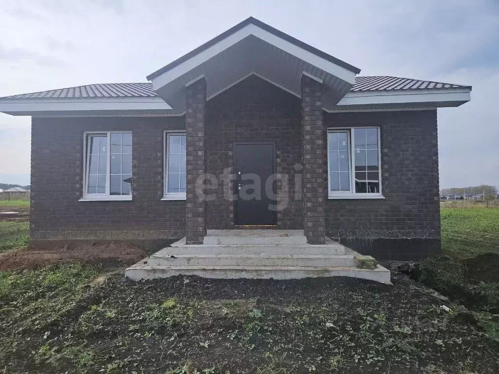 Дом в Башкортостан, Уфимский район, Дмитриевский сельсовет, д. ... - Фото 1