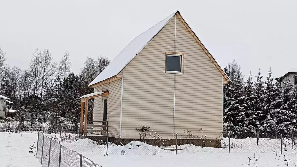 Дом в Ленинградская область, Гатчинский район, д. Малое Замостье  (83 ... - Фото 1