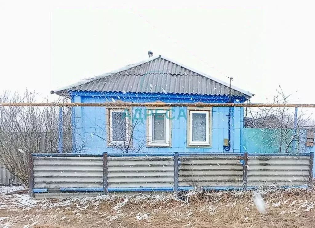 Дом в Белгородская область, Чернянский район, Волоконовское с/пос, с. ... - Фото 1