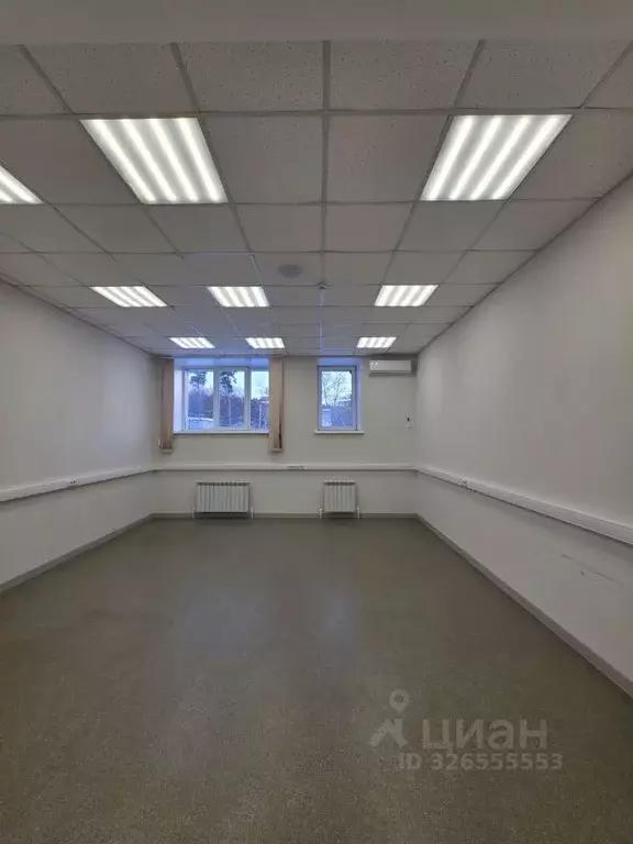 Офис в Пермский край, Пермь Встречная ул., 37 (610 м) - Фото 1