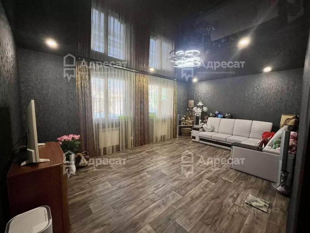 Дом в Волгоградская область, Волгоград ул. Маяковского (211 м) - Фото 2