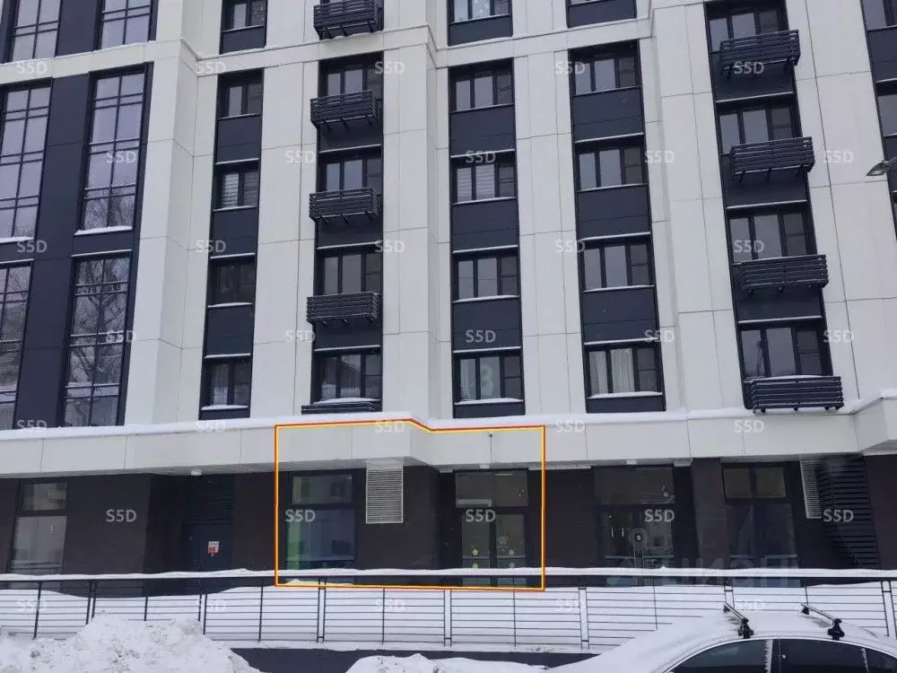 Торговая площадь в Москва пер. Посланников, 6 (125 м) - Фото 1