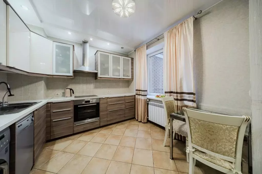 3-к кв. Санкт-Петербург ул. Брянцева, 13к1 (81.1 м) - Фото 2