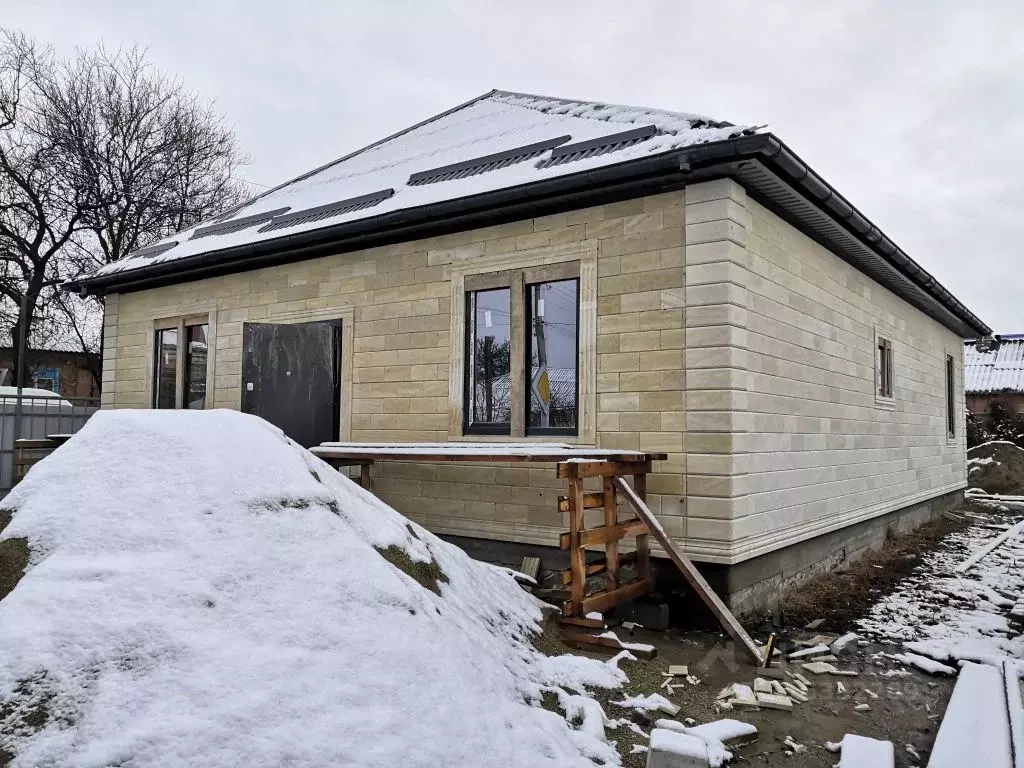 Дом в Краснодарский край, Тбилисская ст-ца ул. Крепостная (102 м) - Фото 1