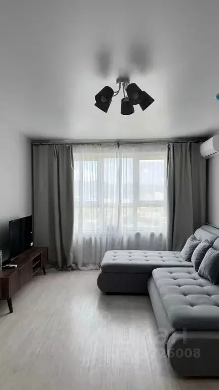 1-к кв. Краснодарский край, Новороссийск ул. Имени Владимира Бута, 16 ... - Фото 1