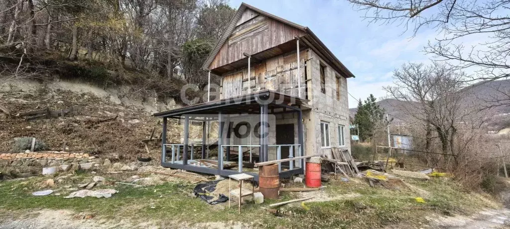 Дом в Краснодарский край, Туапсе Весенняя ул., 37 (120 м) - Фото 1