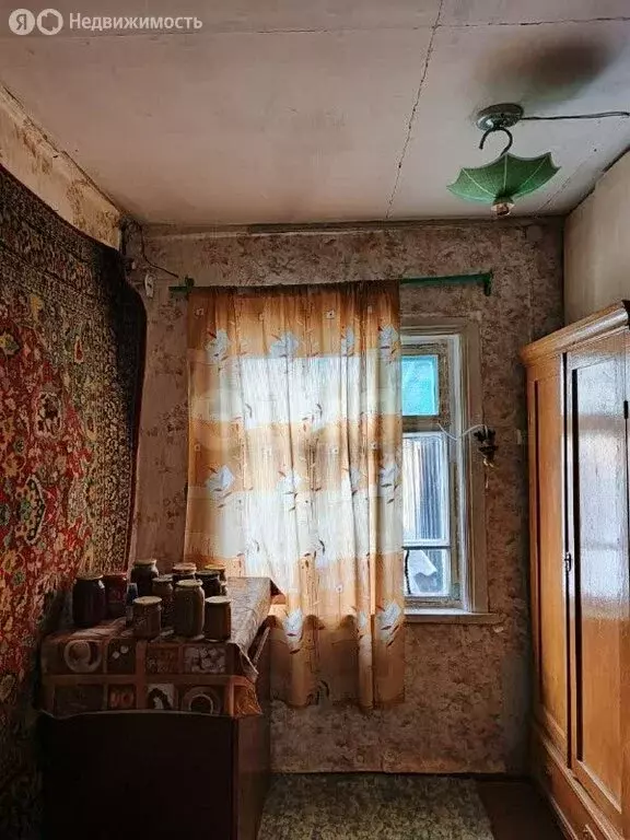 3-комнатная квартира: село Бутка, улица Крылова, 15 (34.4 м) - Фото 1