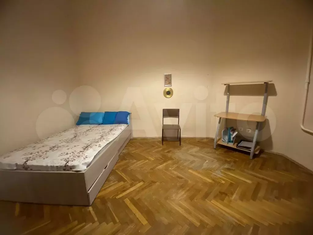 Комната 14 м в 4-к., 3/6 эт. - Фото 1