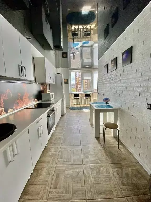 1-к кв. Удмуртия, Ижевск Школьная ул., 10 (40.0 м) - Фото 2