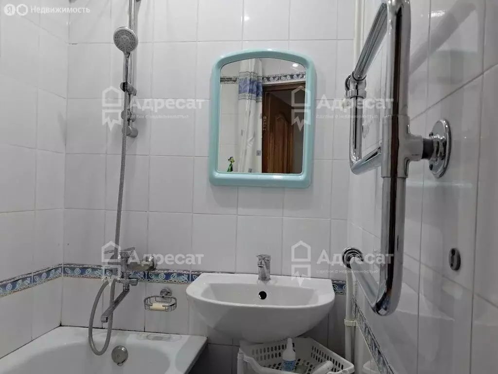 3-комнатная квартира: Волгоград, Брестская улица, 11 (61.5 м) - Фото 0