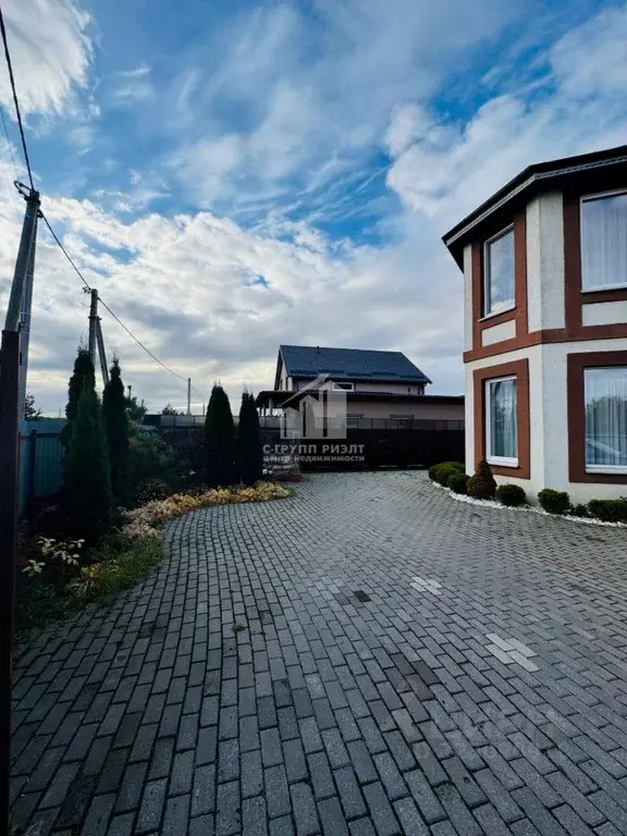 Дом в Калининградская область, Гурьевский муниципальный округ, пос. ... - Фото 1