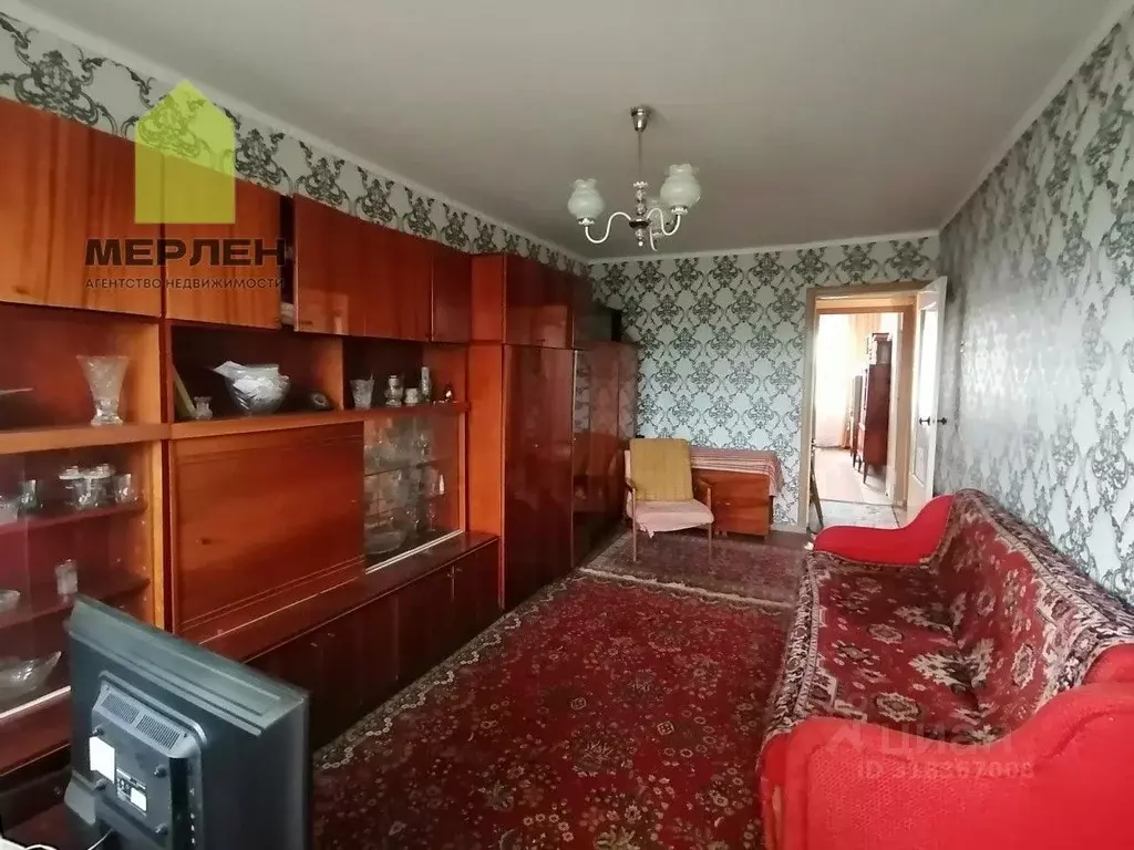 2-к кв. Калужская область, Сухиничи Автозаводская ул., 1 (52.7 м) - Фото 0