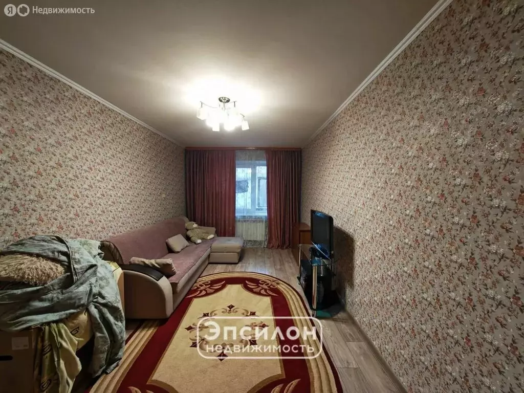 3-комнатная квартира: Курск, улица Бойцов 9-й Дивизии, 191 (76.2 м) - Фото 1