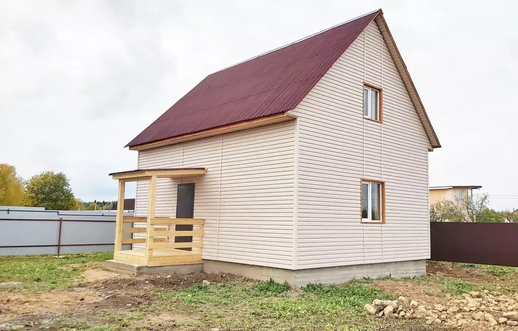 Дом в Ленинградская область, Кировский район, Синявинское городское ... - Фото 0